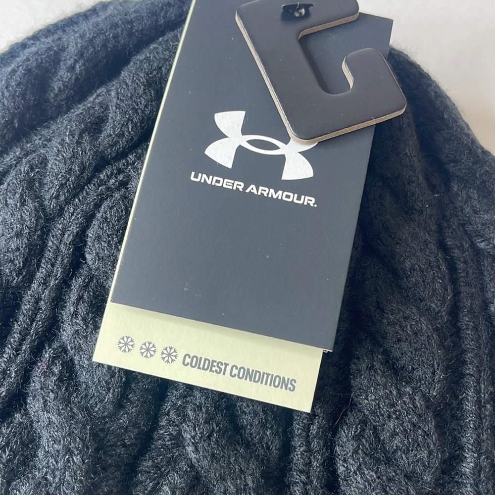 Under Armour UA Halftime Cable Knit Beanie Hat Black